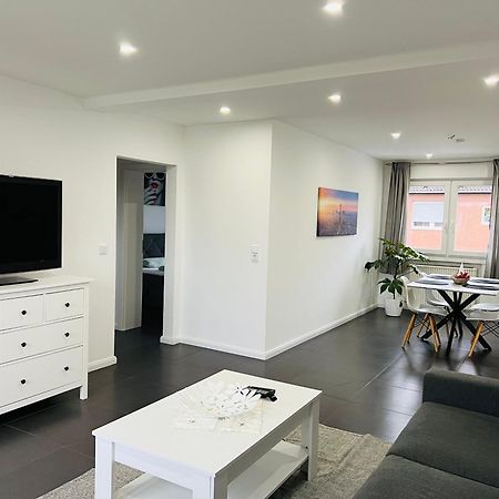 Elegante Apartment In Erftstadt Mit Balkon, Zentral, Bahnhof Nah, Phantasialand Bruehl Bei Cologne Exterior photo