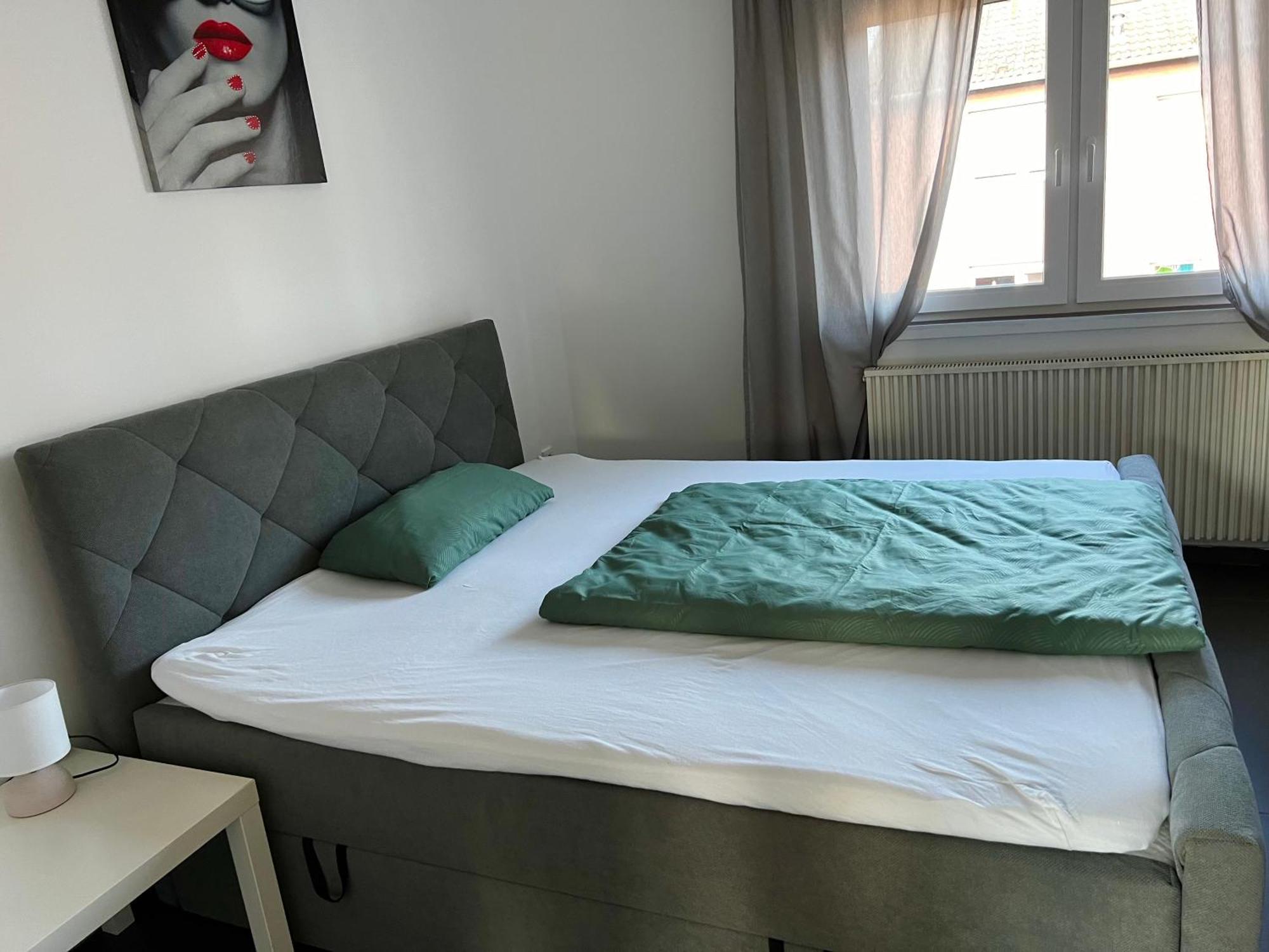 Elegante Apartment In Erftstadt Mit Balkon, Zentral, Bahnhof Nah, Phantasialand Bruehl Bei Cologne Exterior photo